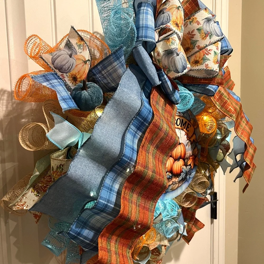 Handmade Fall Autumn Blue Thanksgiving Ribbon Welcome Door Wreath Leaf 22 in LED